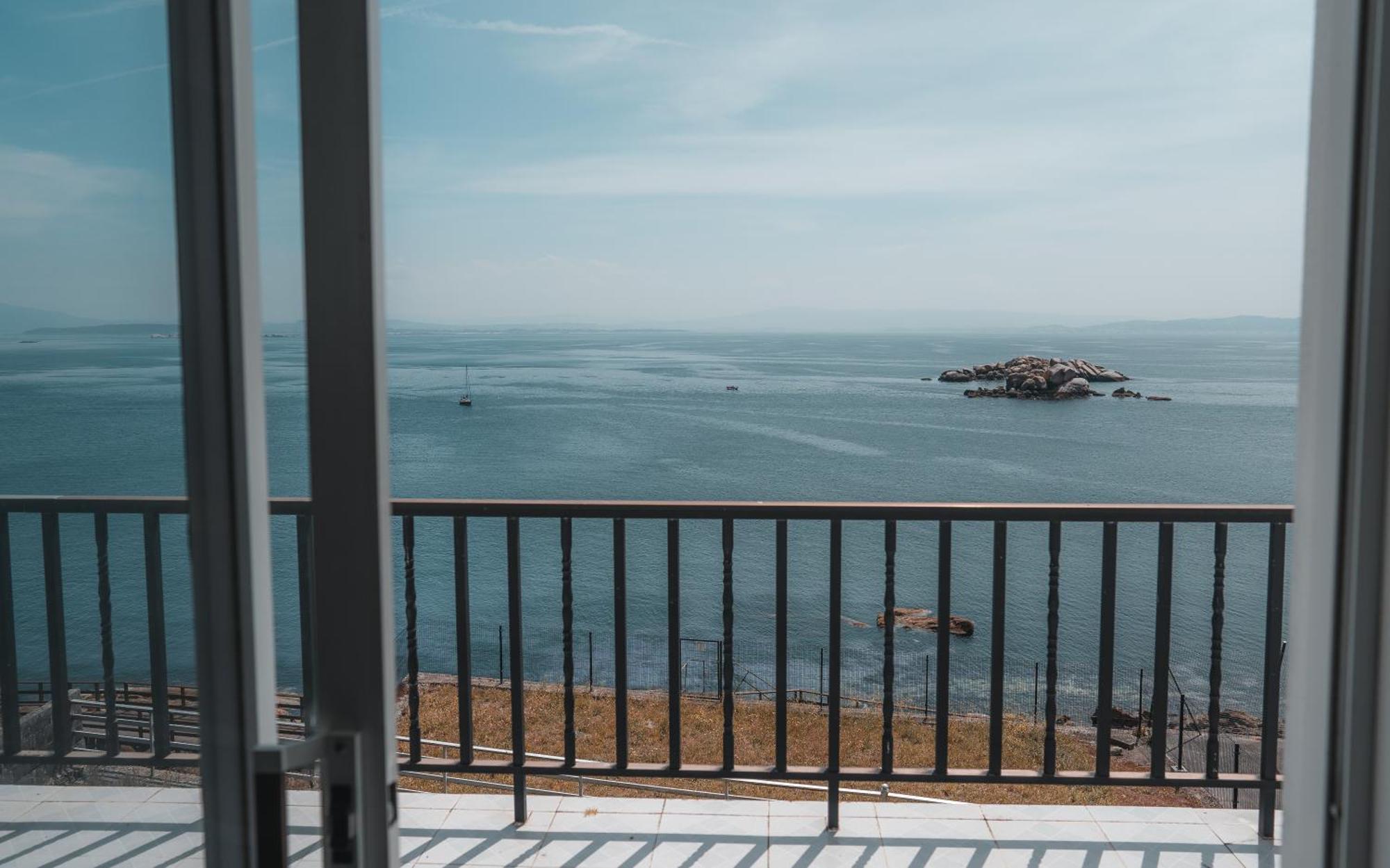 La Marisol Ribeira Villa Bagian luar foto